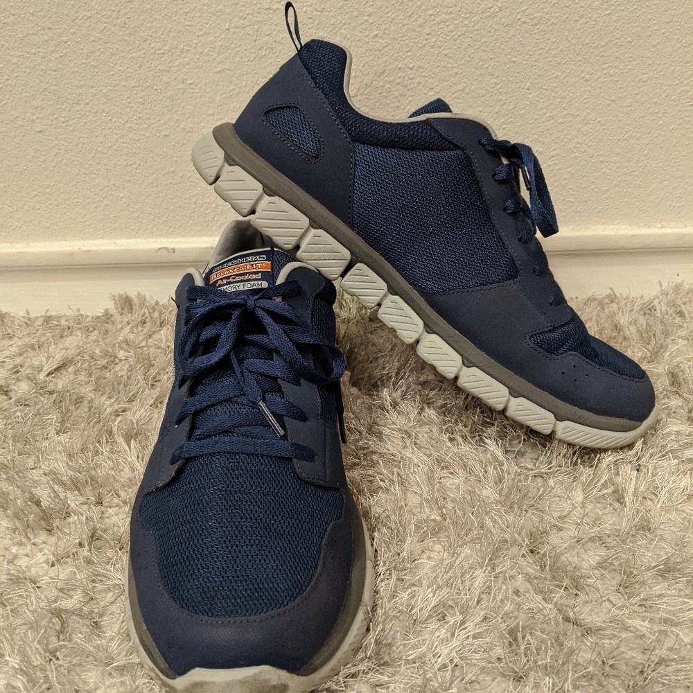 Men's Sketchers Memory Foam Tennis Shoes